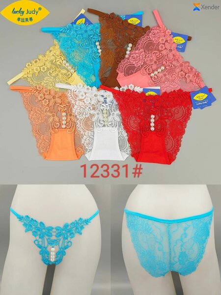 String en dentelle perlé