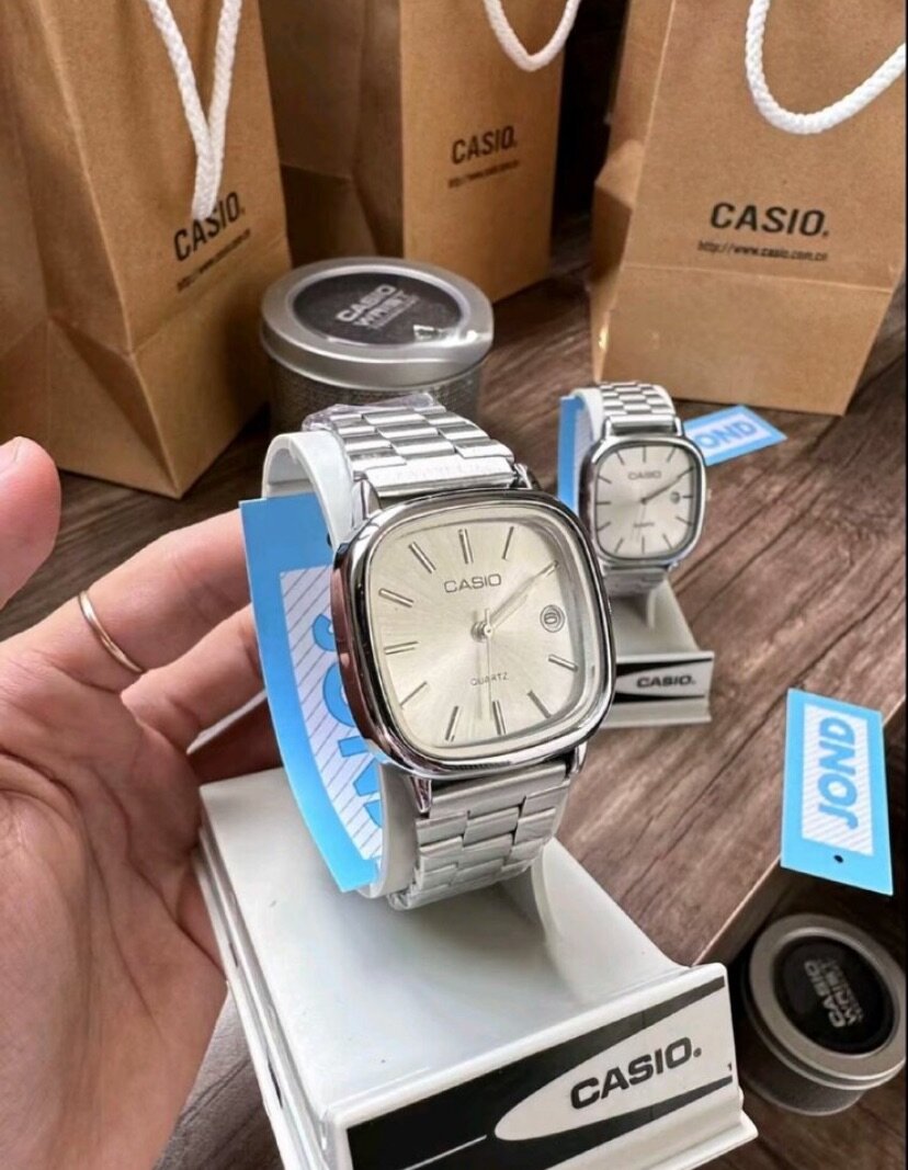 Montre Casio avec son coffret
