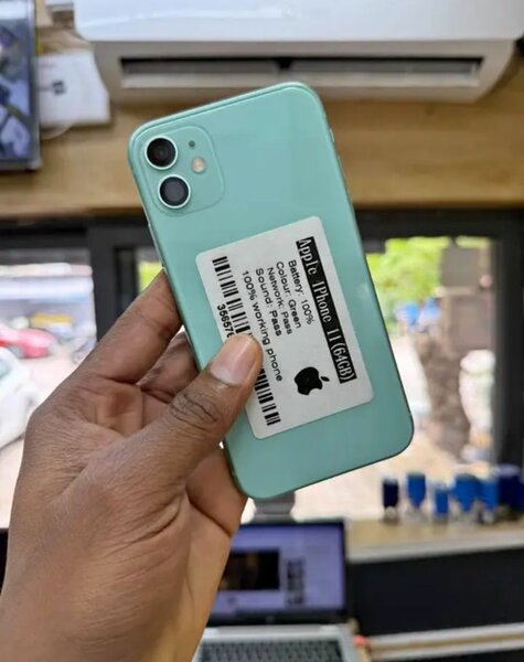 iPhone 11 Vert
