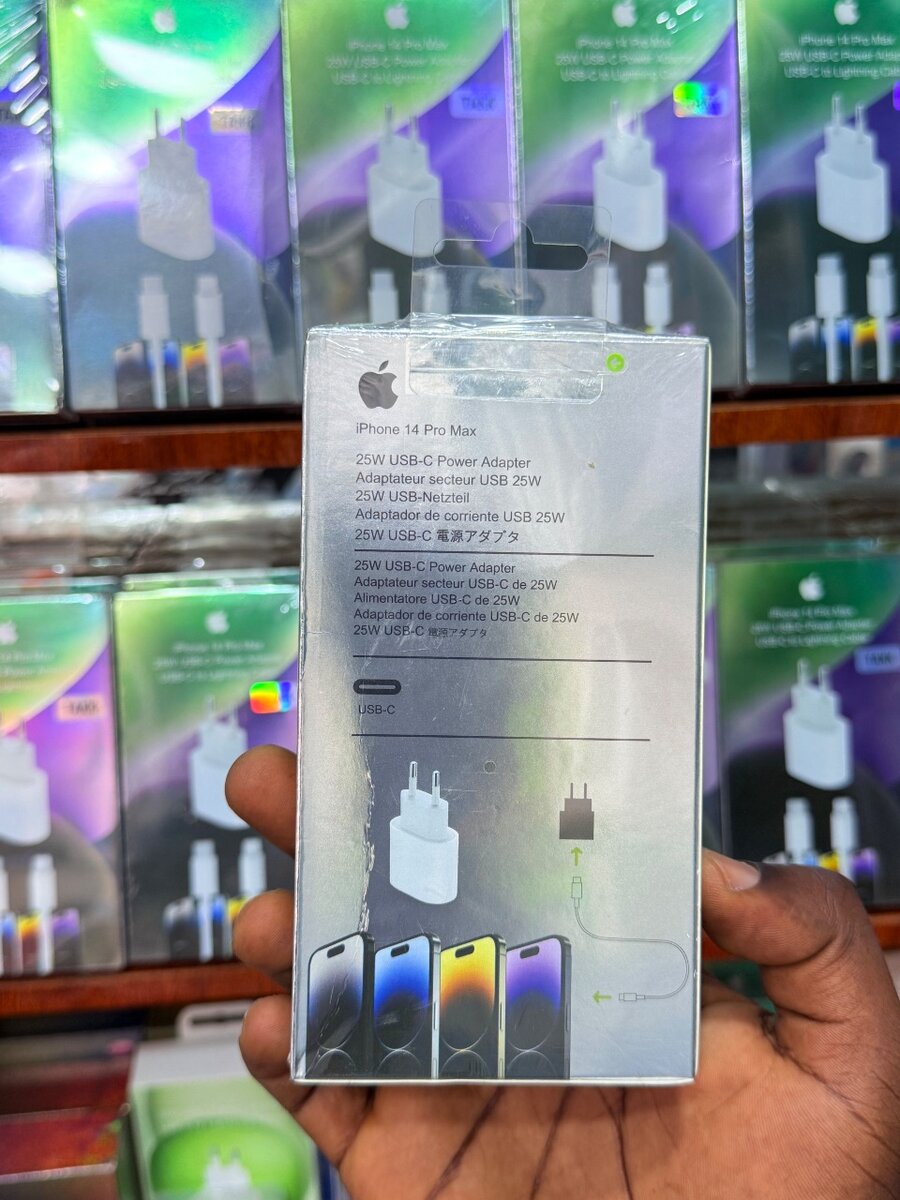 Chargeur iPhone = 25W