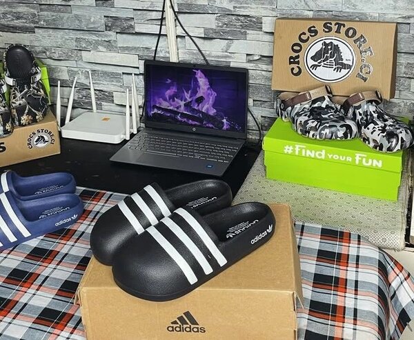 Adidas Sandales de Piscine