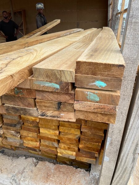 DAHOMA 2x6  ROOFING WOOD