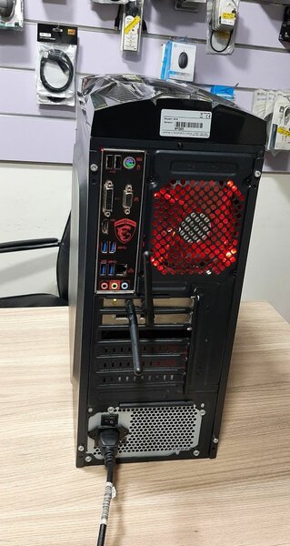 UC GAMING MSI AMD 10-9700