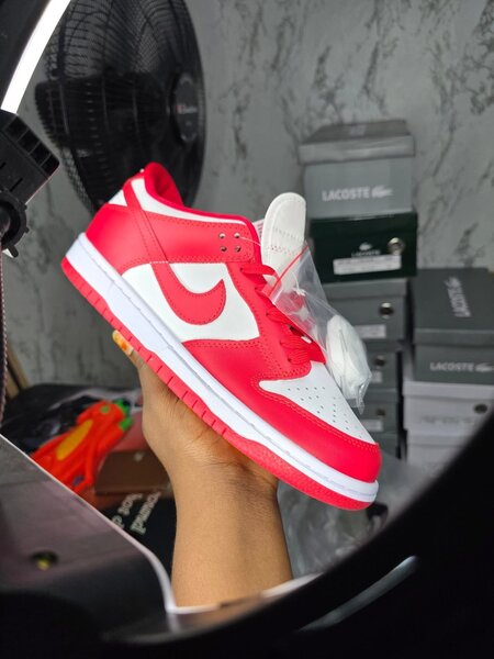 Baskets basses rouges homme