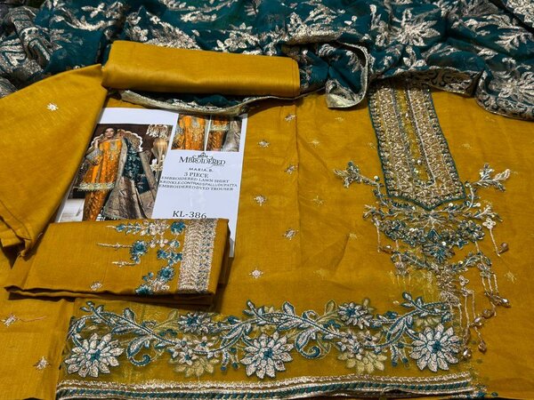 Printed lawn
