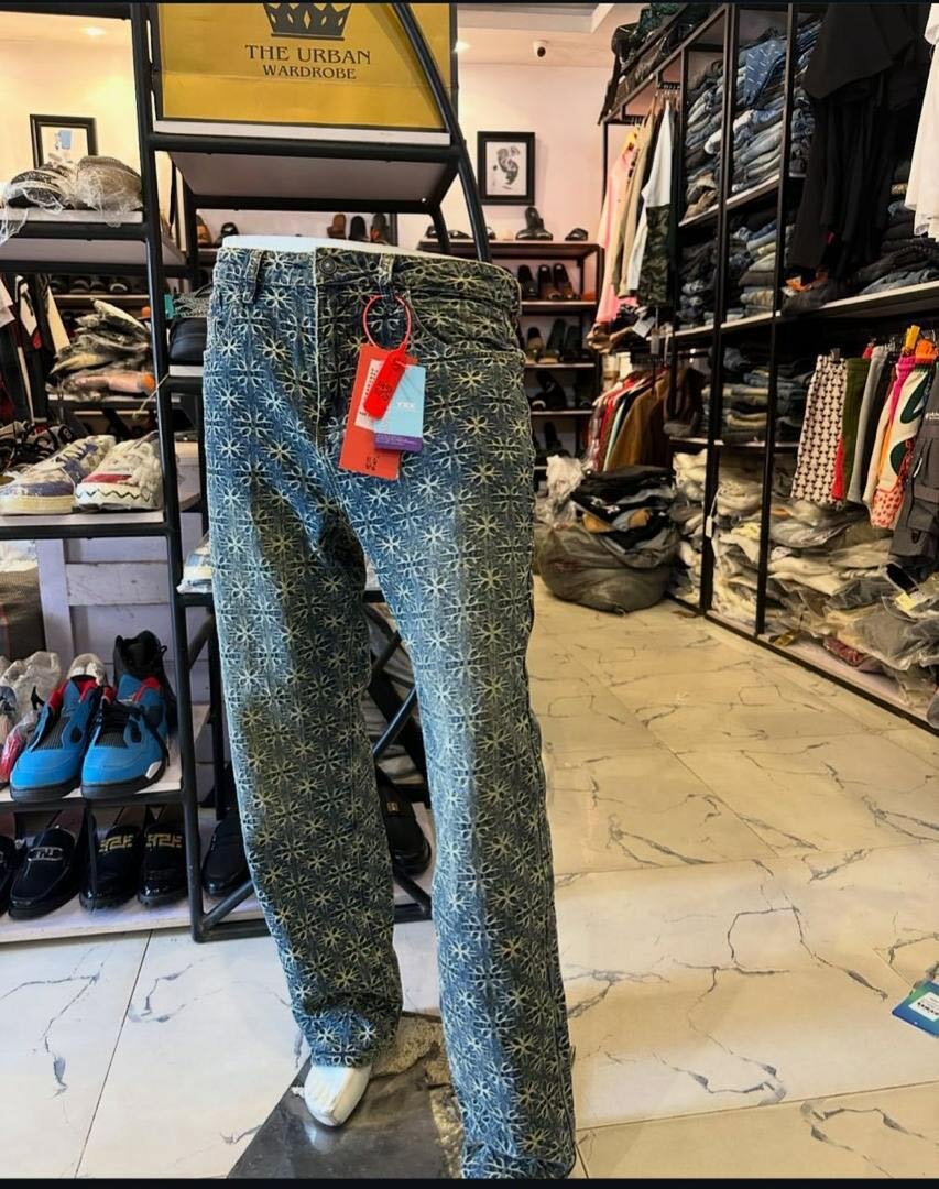 Jeans imprimé étoilé homme