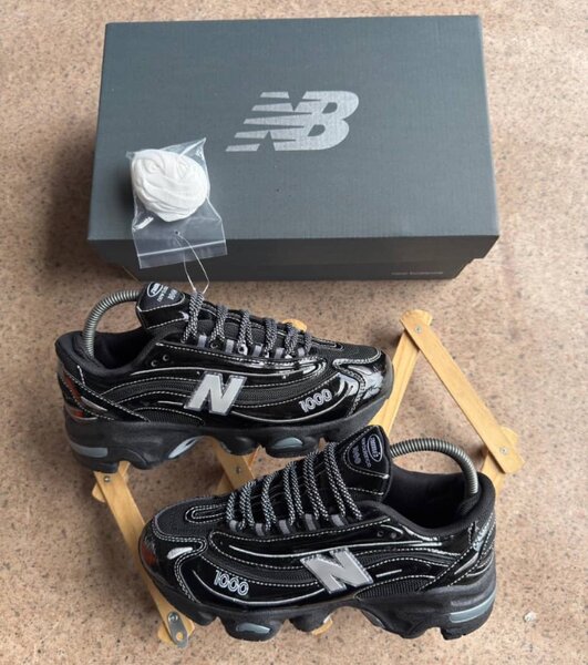NEW BALANCE