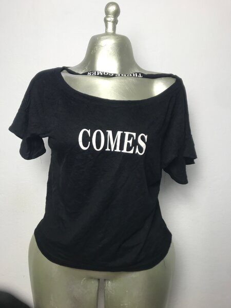 T-shirt noir femme "COMES"