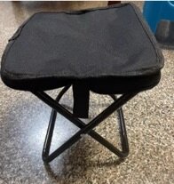 Tabouret pliant portable compact