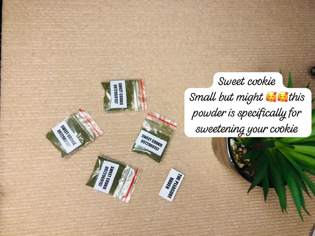 Sweet cookie powder