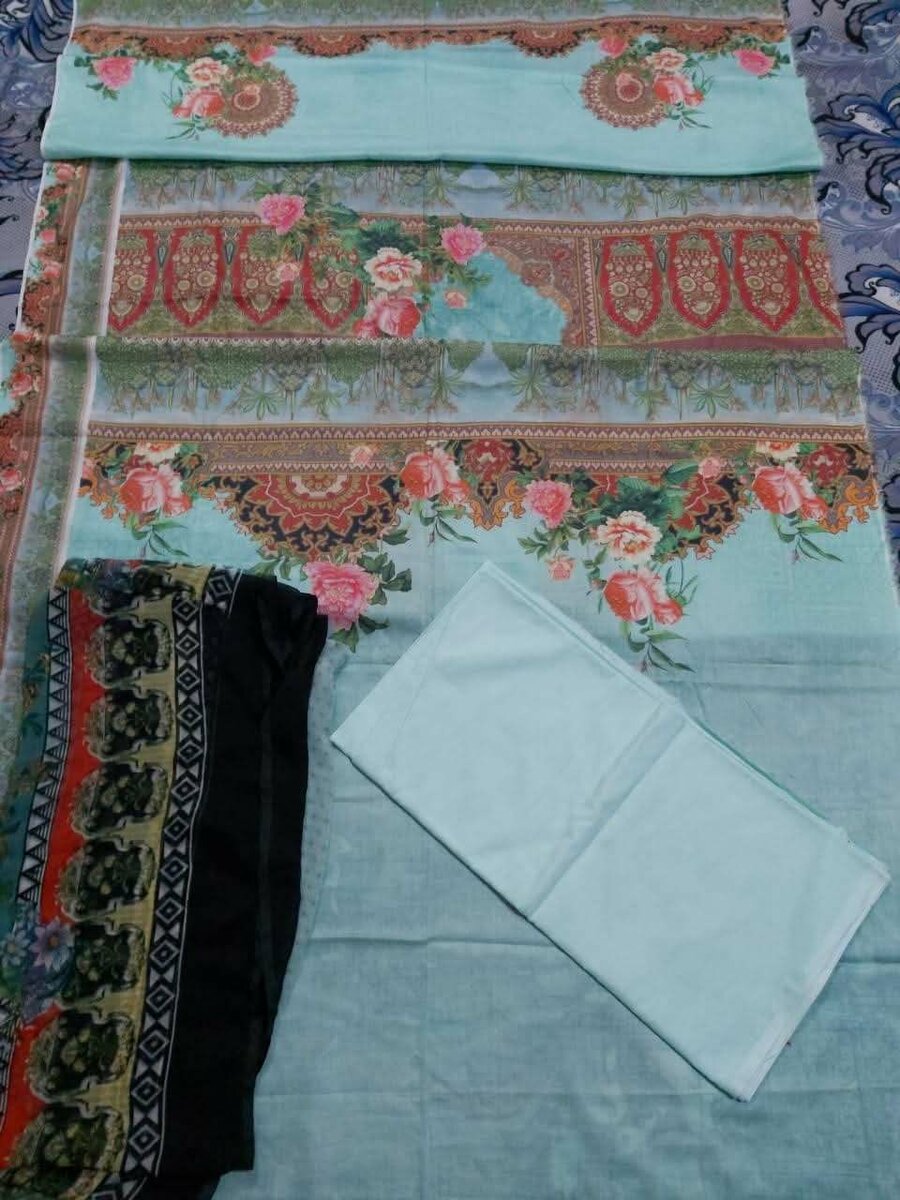 Ladies suit