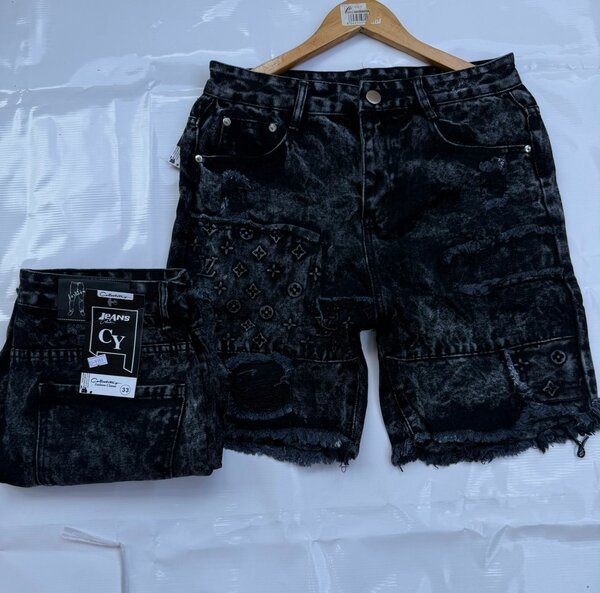 Shorts en jean déchiré