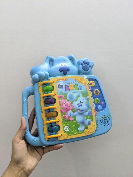 Kids electronic learning book