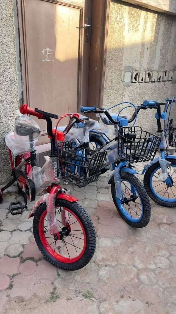 Vélos pour enfants colorés