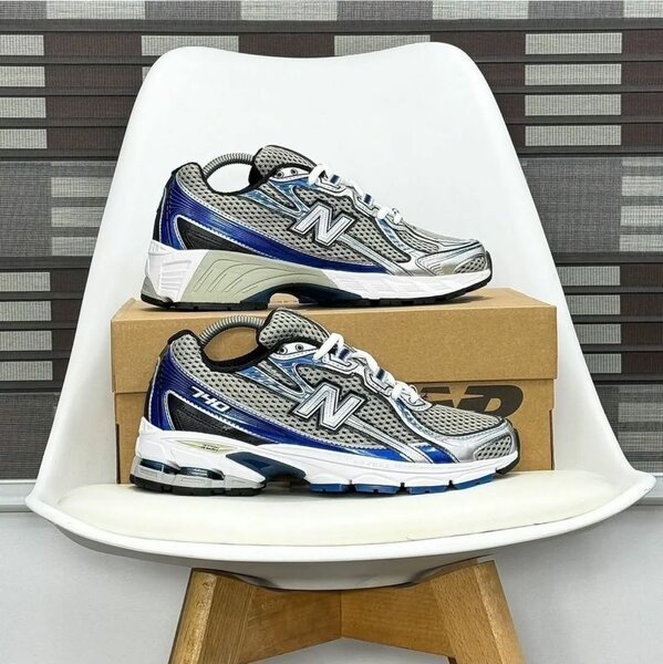 New balance 740