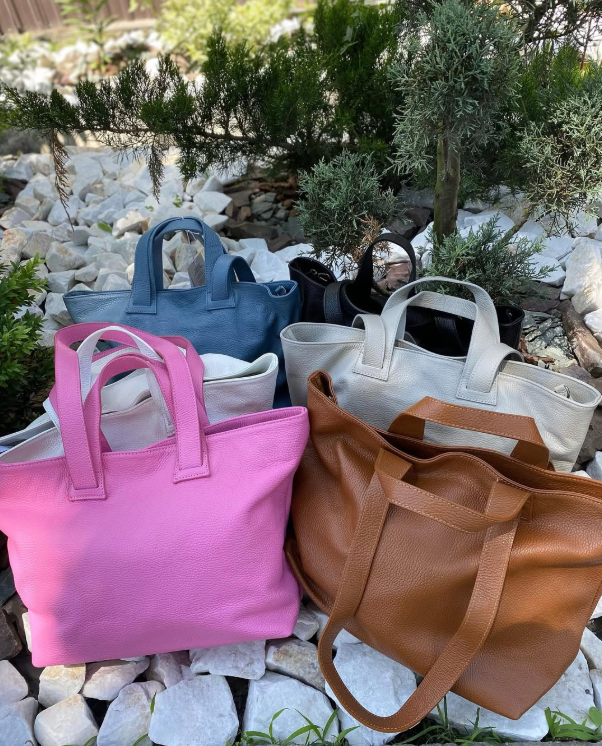 сумки разных цветов