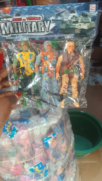 Figurines d'action militaires
