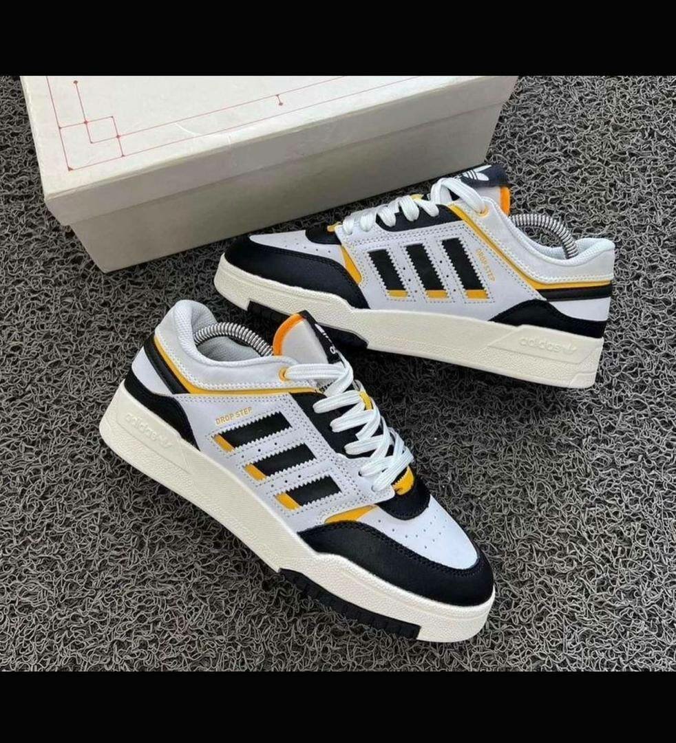 Adidas Fashion sneakers