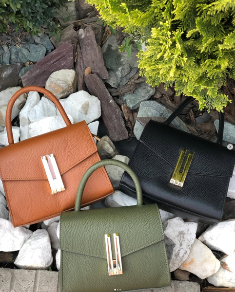 сумки разных цветов