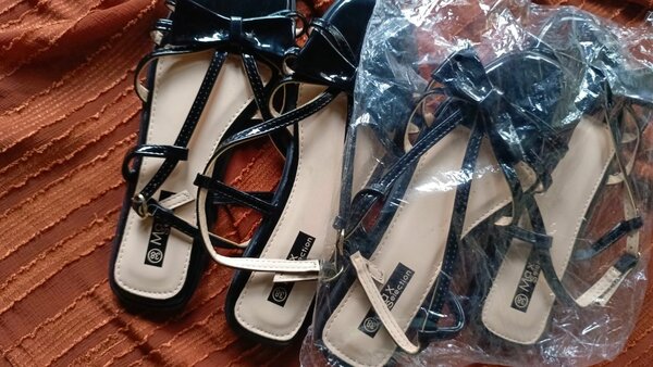 Sandales fermées élégantes