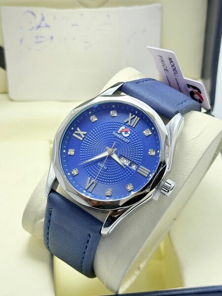 Montre élégante homme cuir