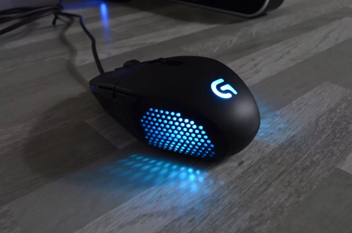 Souris gaming Logitech G302