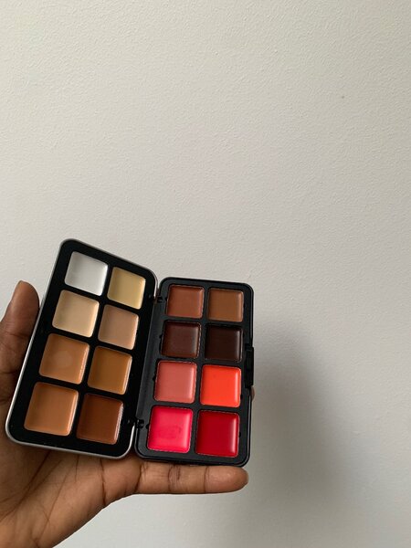 Palette de maquillage double