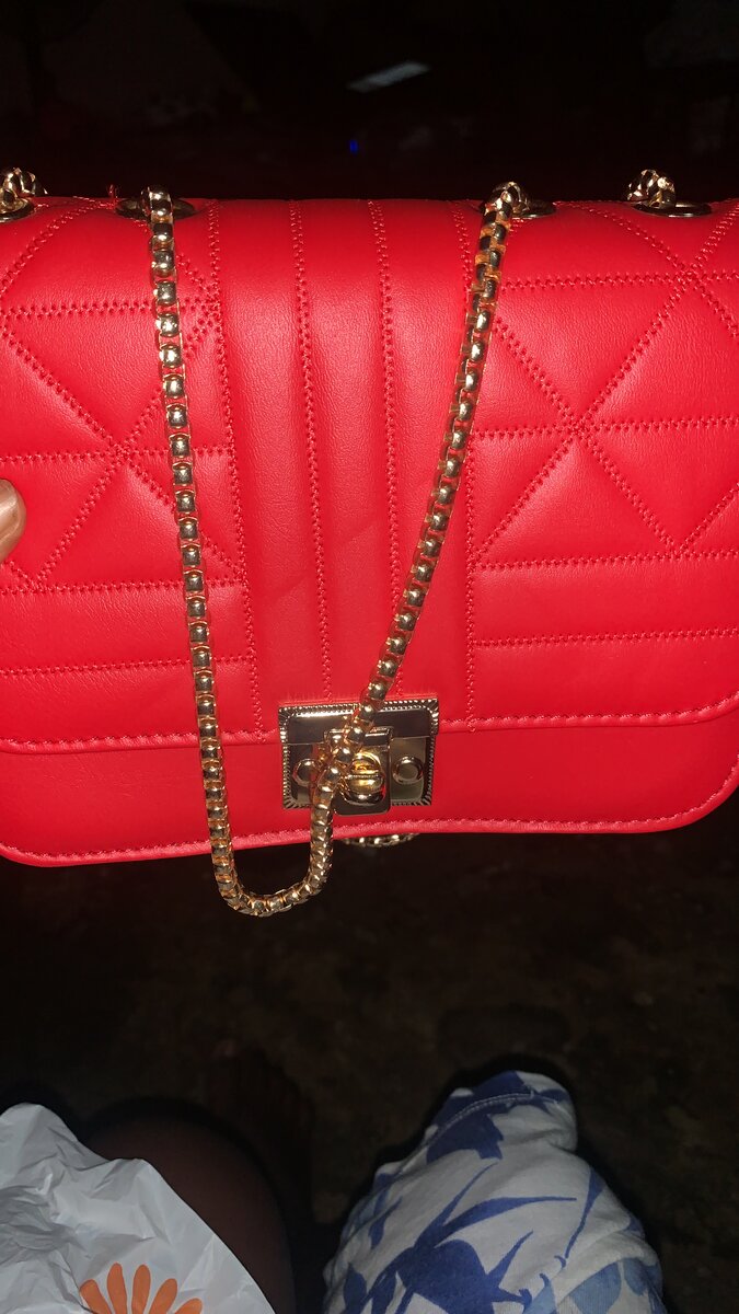 Sac bandoulière en cuir chic