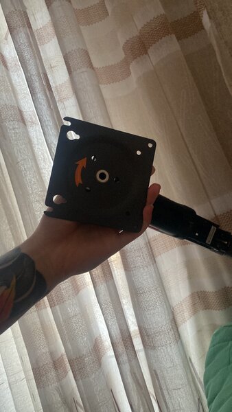 Рука для монитора(кранштейн,регулирование монитора)