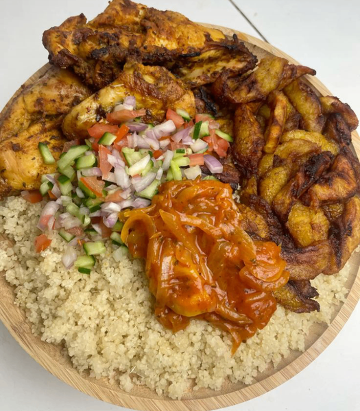 POULET BRAISÉ+ALLOCO-ATTIÉKÉ