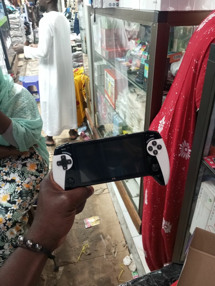 Console de Jeu Portable Black Hawk