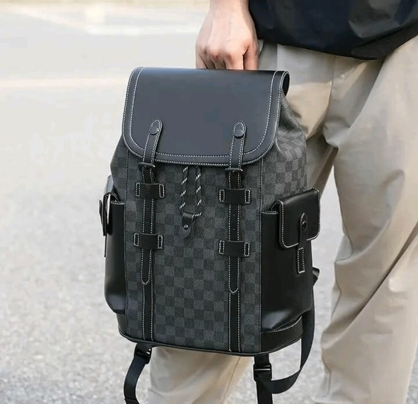 Sac à dos en cuir élégant