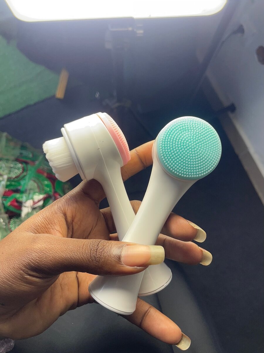 Brosse Nettoyante Visage 2-en-1