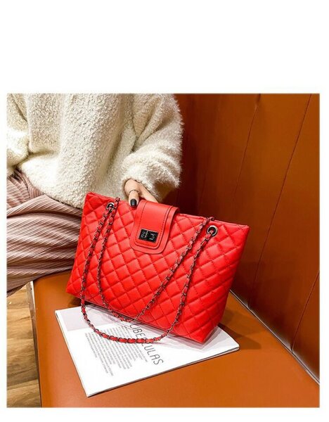 Sac à main matelassé rouge