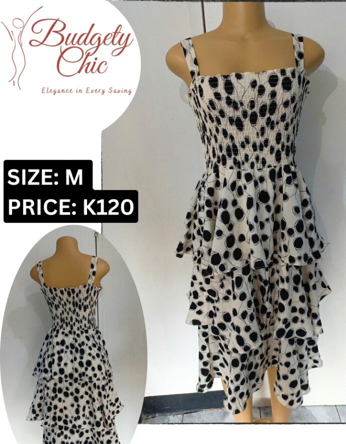 Chic women's dress color black and white m 