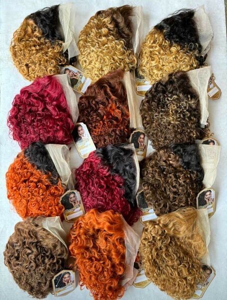 Perruque pixie dame et coupe