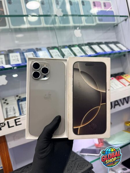 iPhone 16 Pro Max Titane