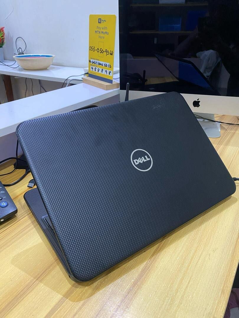 Dell INSPIRON 15