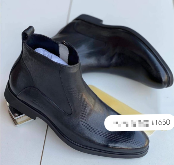 men's model leather shoes,