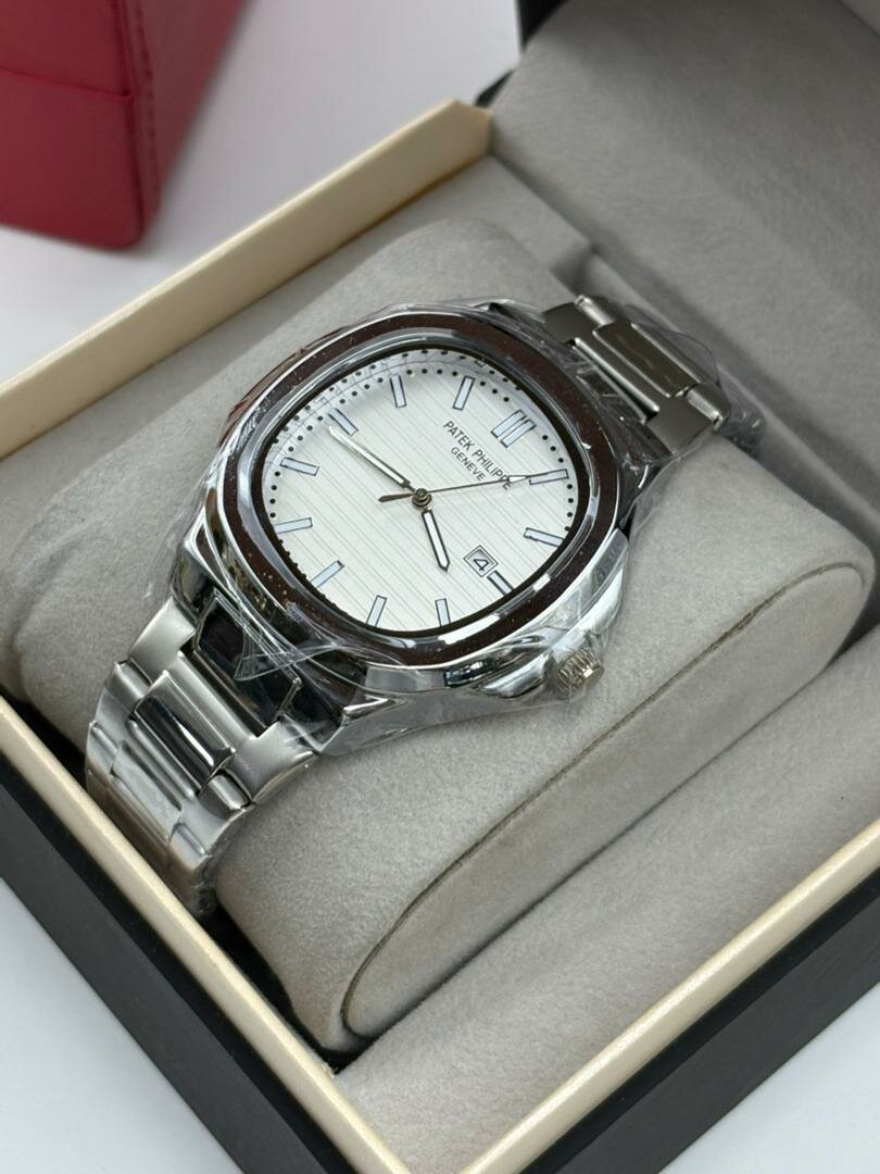 Montre en acier inoxydable