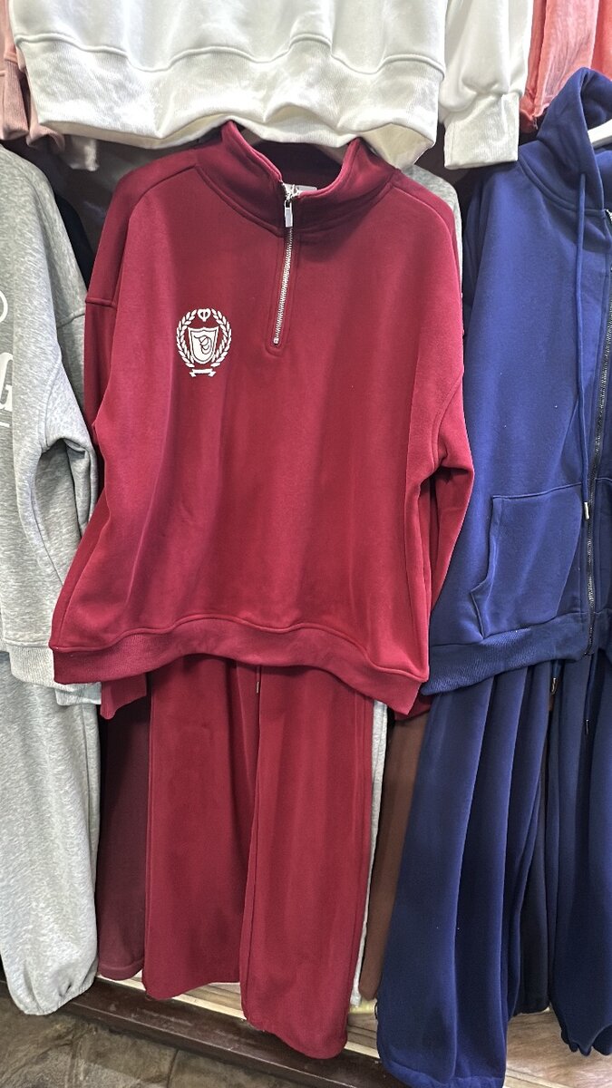 Спортивный костюм