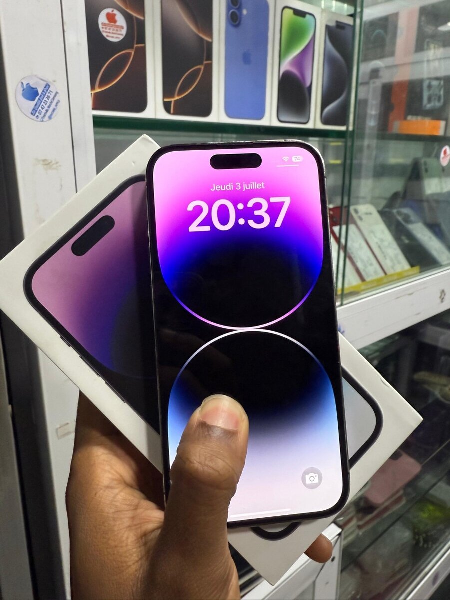 14 pro 128gb avec carton tout