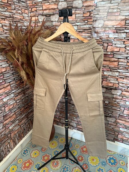 Pantalons cargo beiges