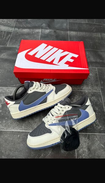 Baskets Nike Air Low