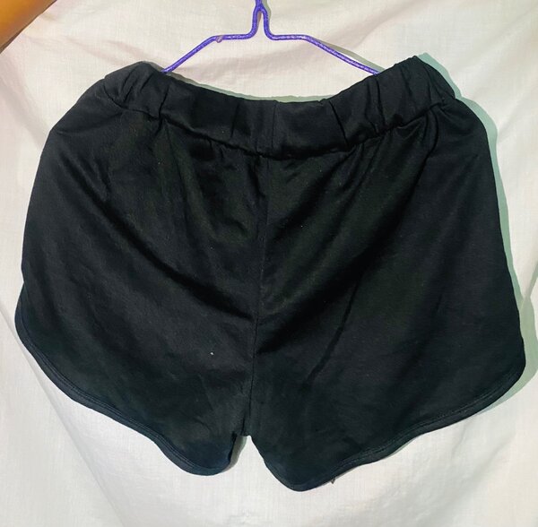 Shorts noirs dinosaures