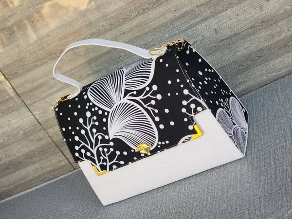 Sac à main motif ethnique