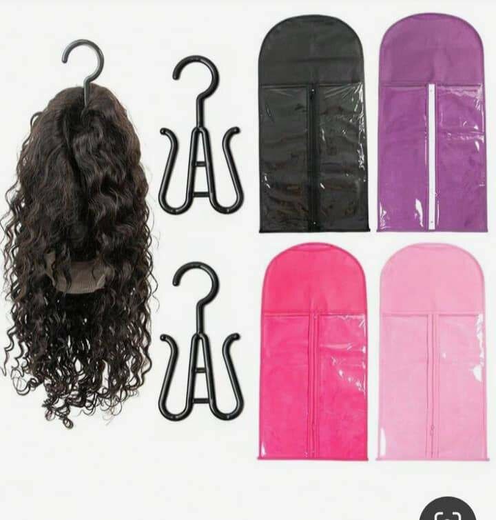 WIGBAG WITH HANGER