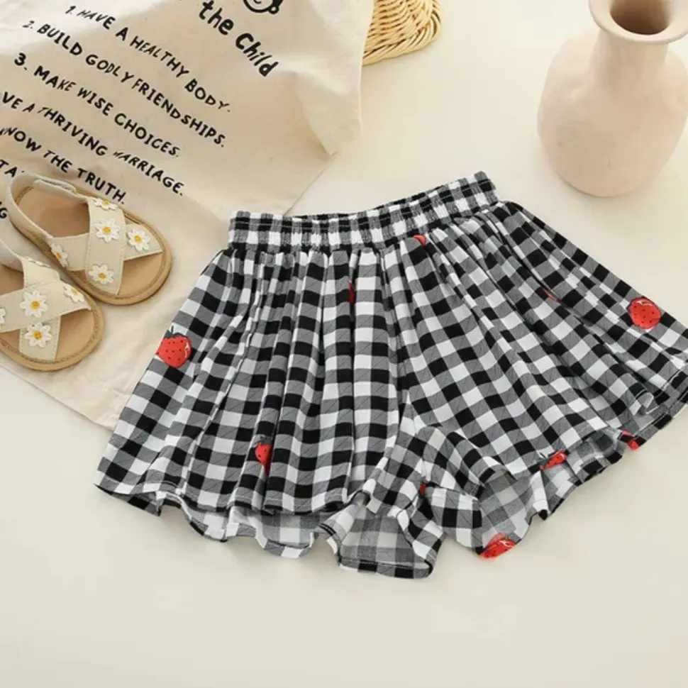 Girls shorts