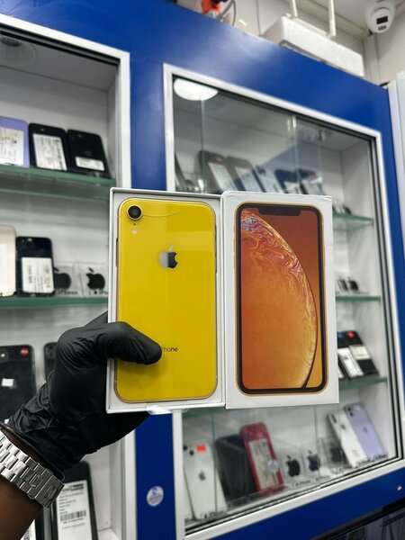 iPhone XR Jaune Débloqué
