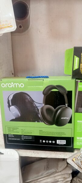 Headset, neck band & earphones